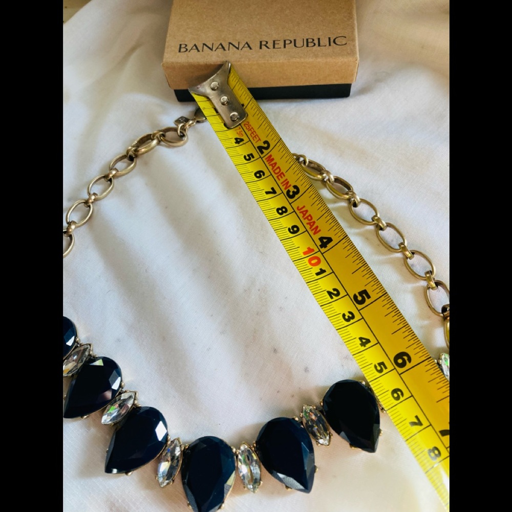 Banana Republic ✨ Work perfection! ✨ Spring bling! gorgeous necklace